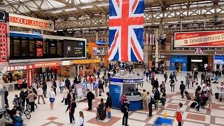 A Walk Through The London Victoria Station London England [upl. by Sirad]