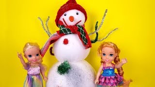 2020 New Years party  Elsa amp Anna toddlers  Barbie  dance  singing  snowman  games [upl. by Bonacci]